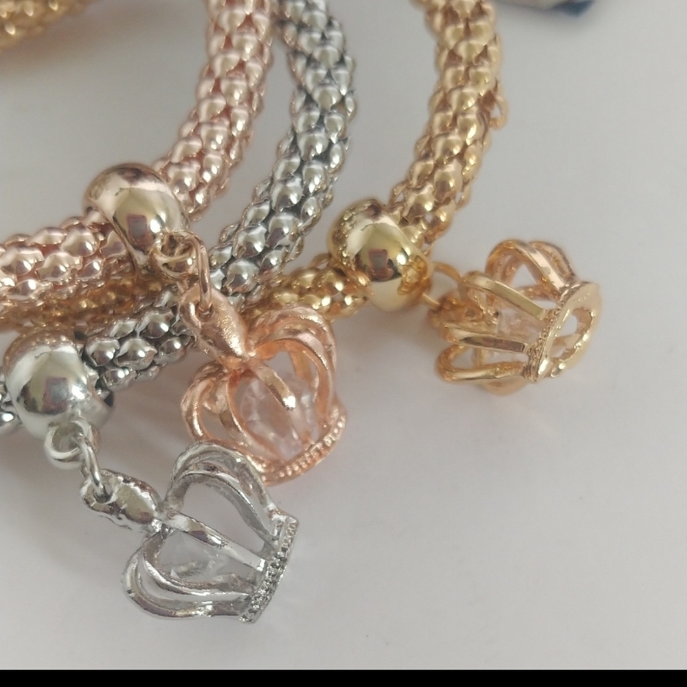 3 Tricolor Popcorn Stretch Crown Charm Bracelet - Picture 3 of 3